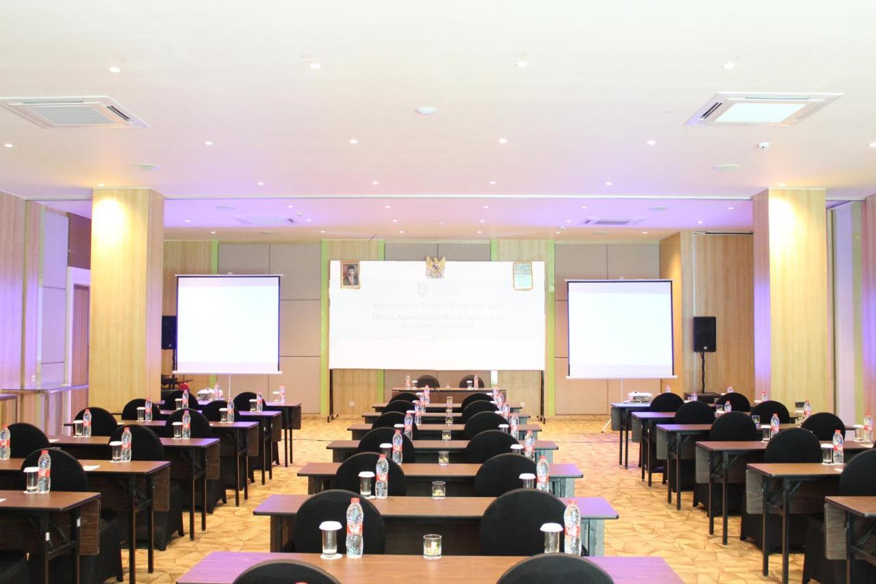 Bonorejo Zest Parang Raja Solo By Swiss-Belhotel International מראה חיצוני תמונה